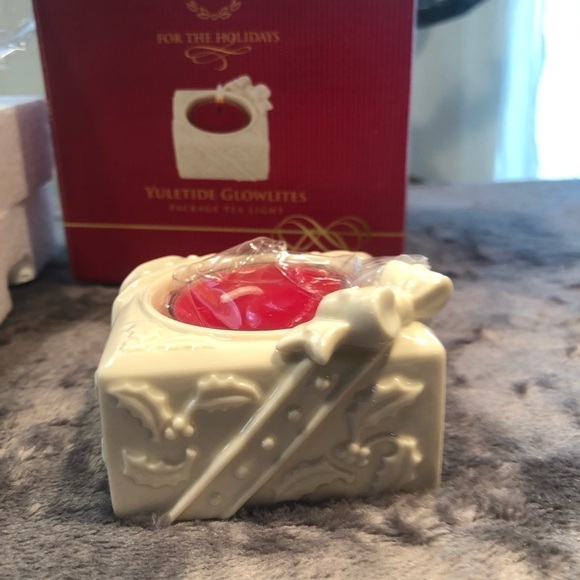 LENNOX‎ for the holidays Yuletide glow lights present tea light holder - Picture 3 of 7